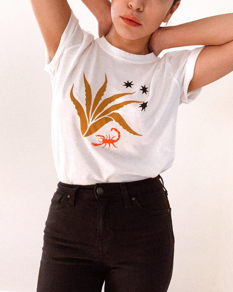 Camiseta unisex Scorpion de algodón orgánico/cáñamo